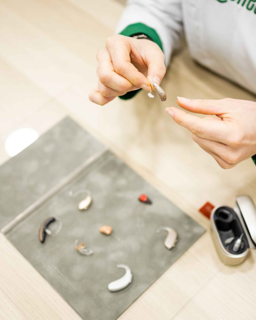 Protectores auditivos medida Sonea centro auditivo Jaén tapones personalizados